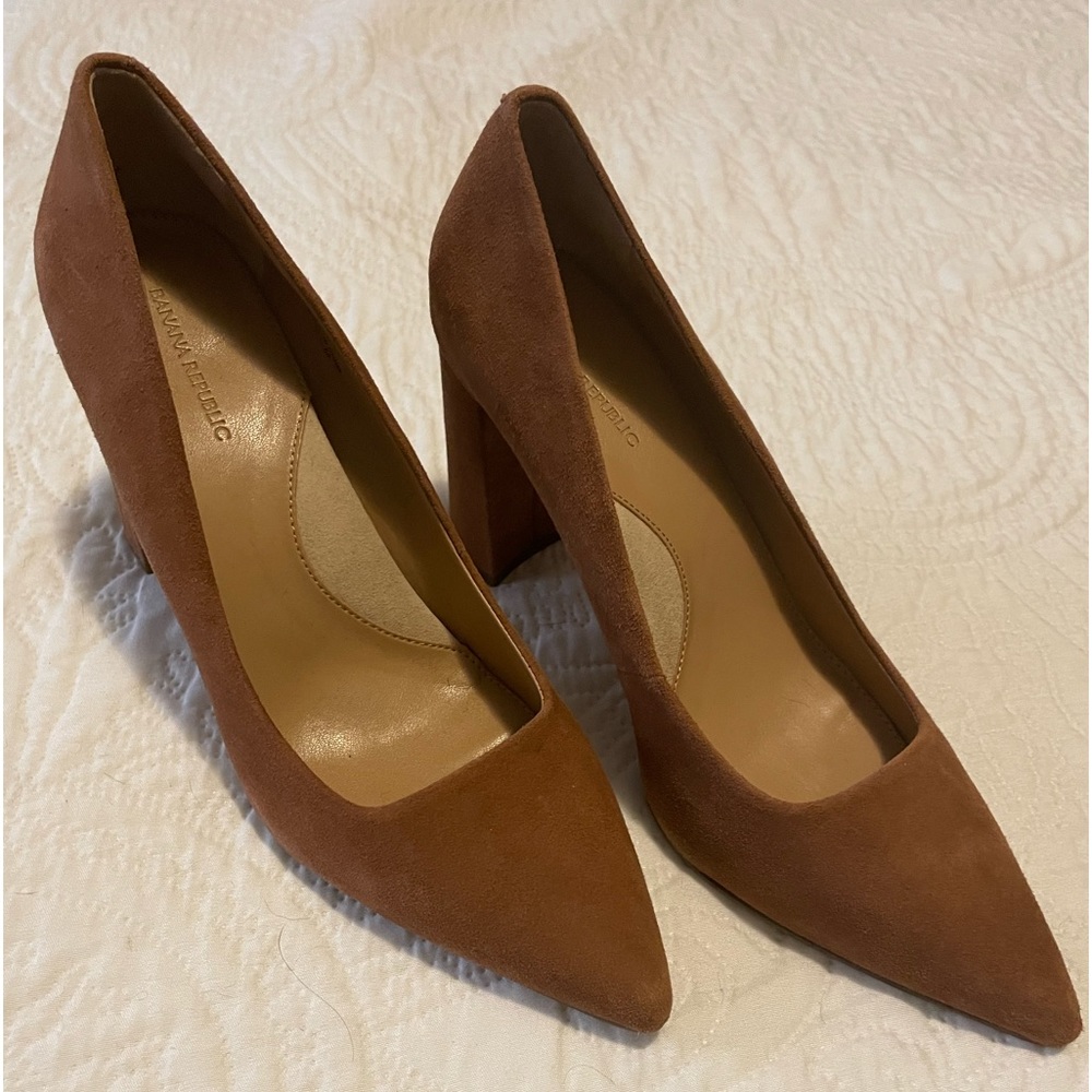 Banana Republic Block Heels Suede